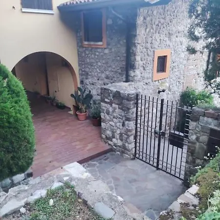 Casa In - Holiday home Padenghe sul Garda