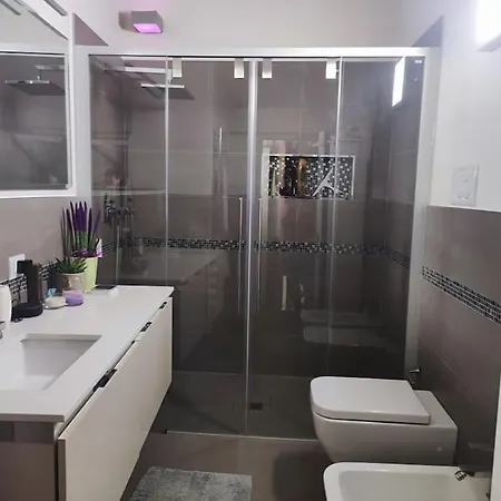 Casa In - *