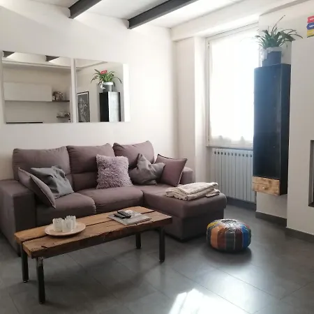 Casa In - *